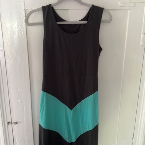 Grey and turquoise chevron maxi dress - Picture 1 of 2